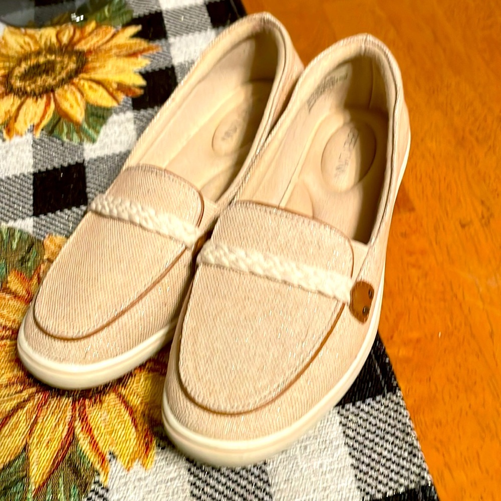 Aubrey Lynn loafers with classic style and comfort